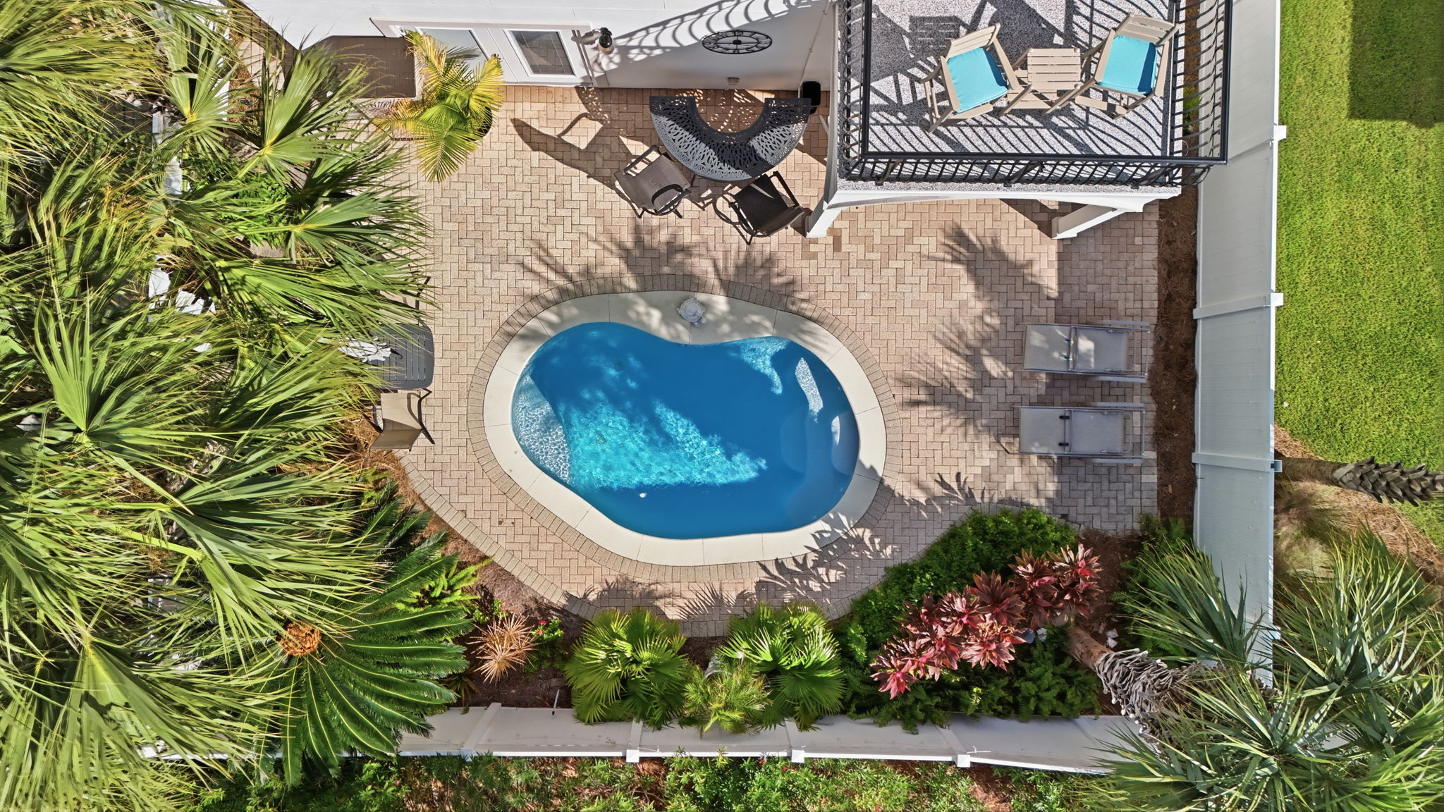 Nice private backyard and pool