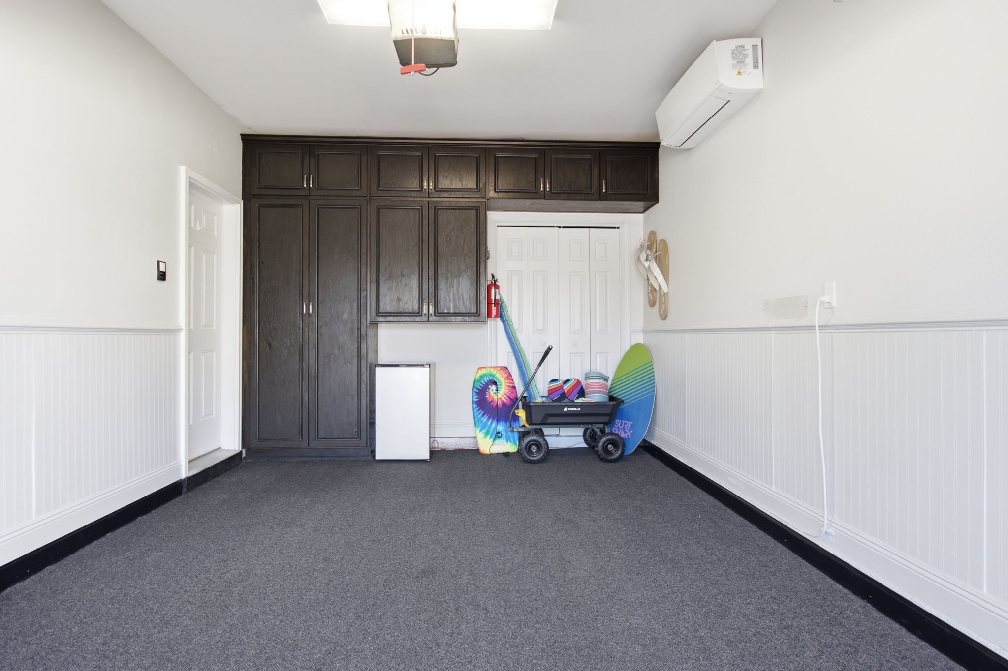 One car garage