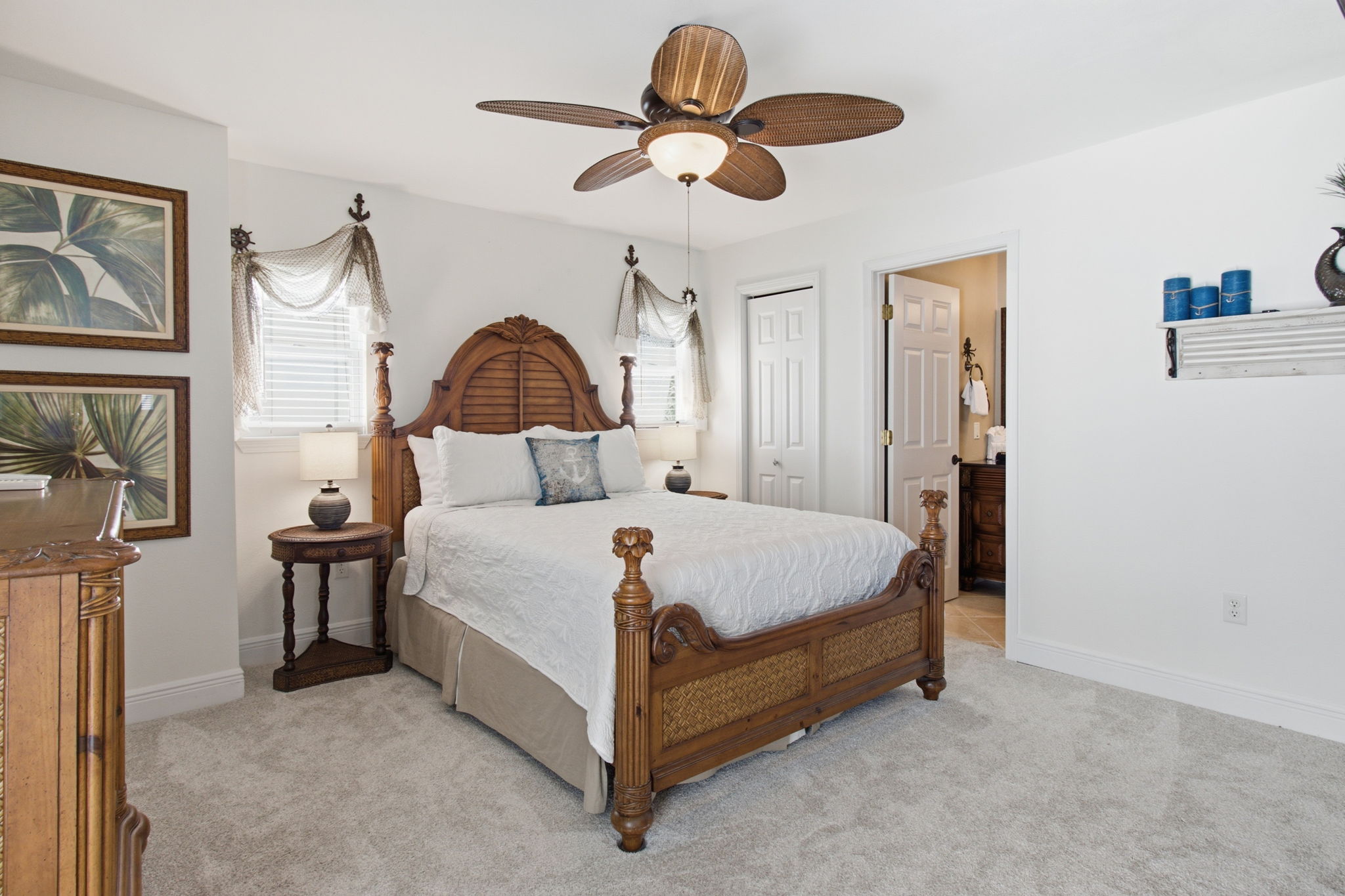Second floor guest room with queen bed and ensuite