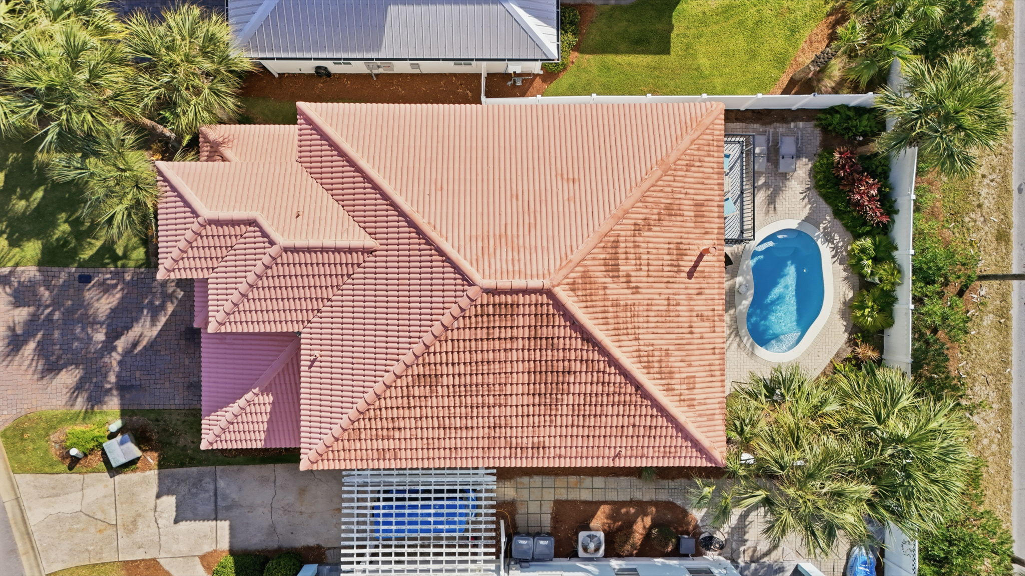 Beach house with private pool