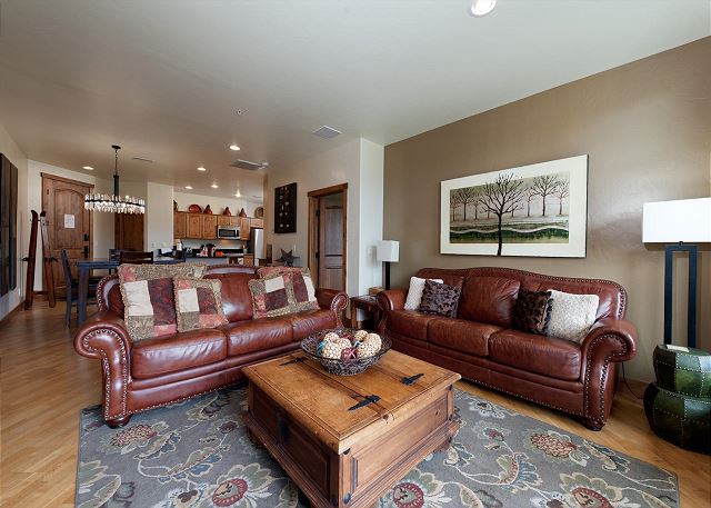 Luxury Purgatory Condo - Steps to Lifts - Amazing Views 4