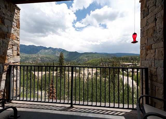 Luxury Purgatory Condo - Steps to Lifts - Amazing Views 8