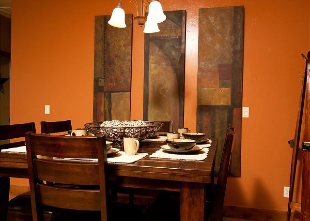 New Luxury Condo Steps to Lifts - Amazing Views 6