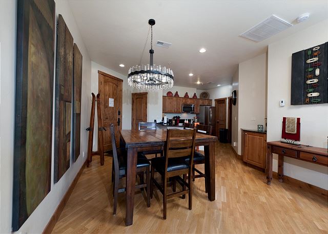 Luxury Purgatory Condo - Steps to Lifts - Amazing Views 5