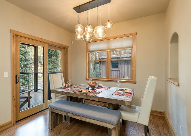 Largest Black Bear Townhome - Ping Pong Table - on Demand Ski Shuttle 6