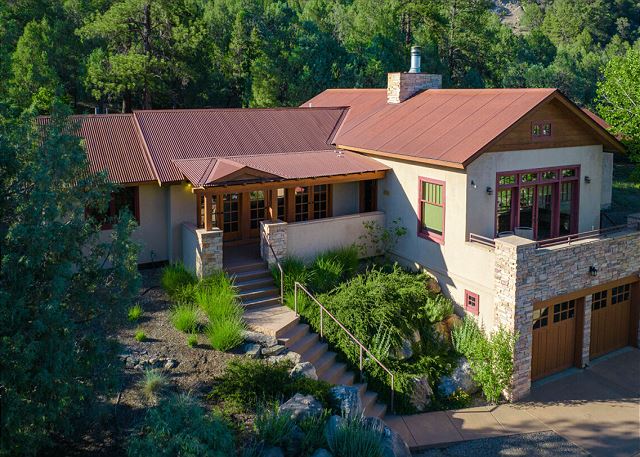 Luxury Home on 3 acres w/ Awesome Views - 10 Miles North of Downtown Dgo - AC