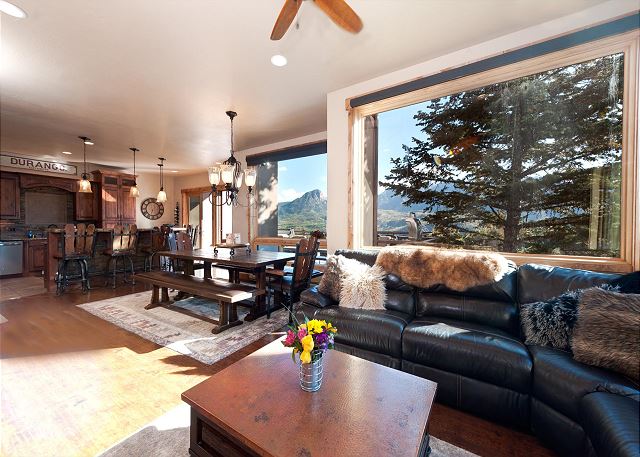 Luxury Townhome - Huge Deck with Amazing Views - Hot Tub - Steps to Lifts 7