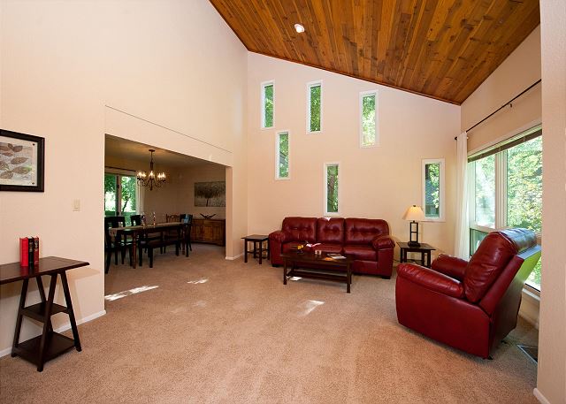 Home with Animas Valley Views - 10 minutes from Downtown - 30+ day Rental 9