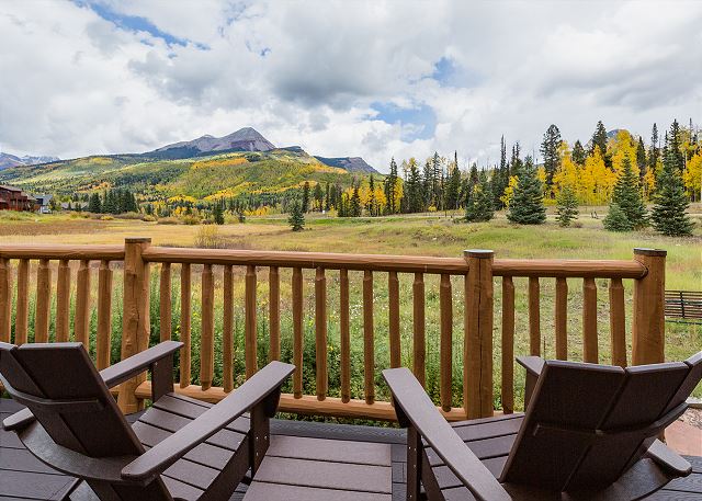 Modern Log Cabin - Incredible Views - 3 Min to Purg - Private Hot Tub 7