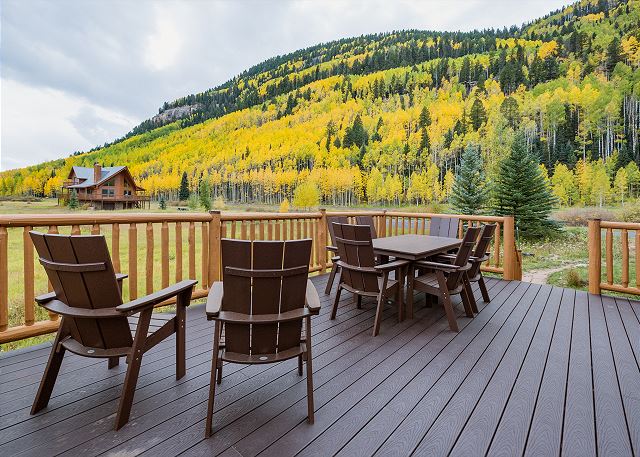 Modern Log Cabin - Incredible Views - 3 Min to Purg - Private Hot Tub 8