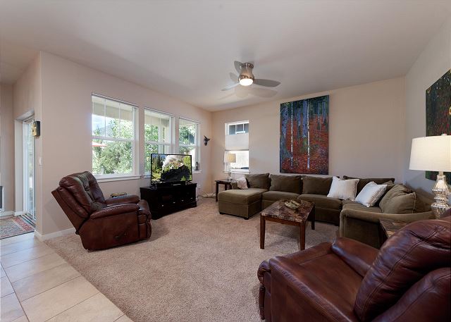 Modern Home 2 Miles from Downtown DGO - Pet Friendly - Fenced Yard (30+ Day) 7