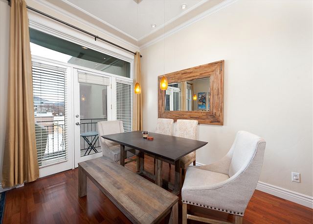 Heart of Downtown Durango. Luxury Condo 1 Block from Train Station. Location! 6