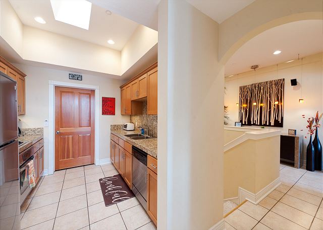 Heart of Downtown Durango. Luxury Condo 1 Block from Train Station. Location! 7