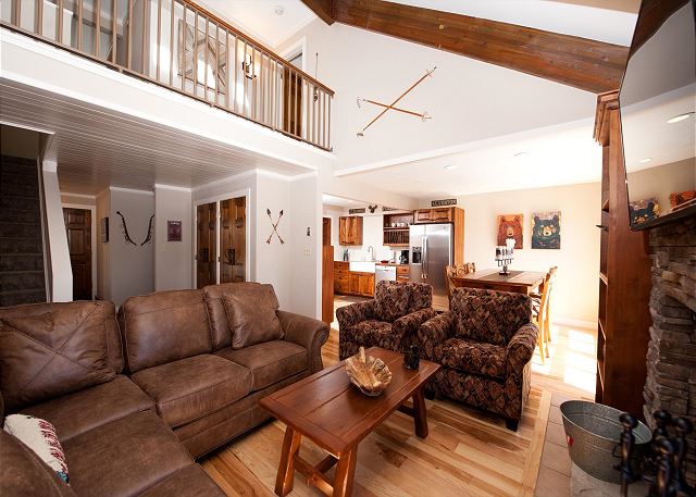 Completely Remodeled Townhome - Ski In/Out - Awesome Views 5