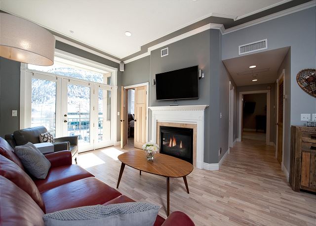 Modern Downtown Durango Luxury Condo | 1 Block to Main Street | Balcony 2