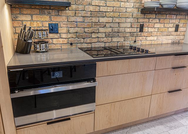 Premier Location in Historic Downtown Durango - Game Room/Pool Table/Foosball 10