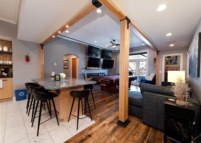 Premier Location in Historic Downtown Durango - Game Room/Pool Table/Foosball 6