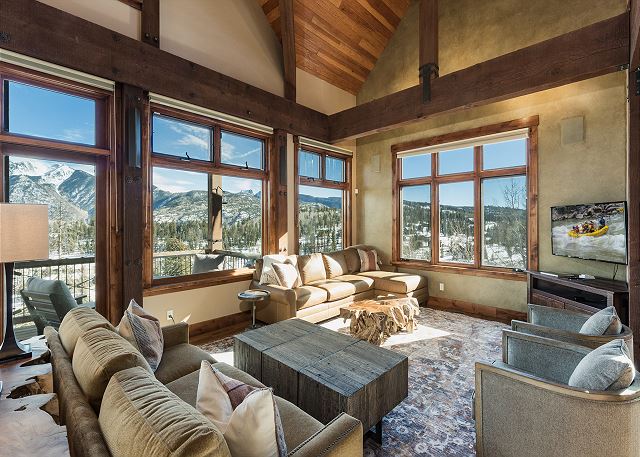 The Cantilever Lodge - Purg's Finest Luxury Home- Unreal Views, Firepit 3