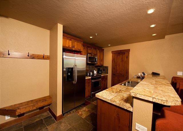 Premier Building at Purgatory - Ski in/Ski Out 8