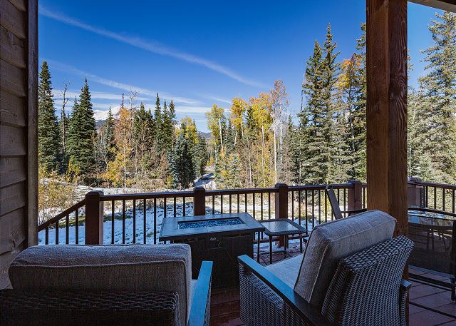 Home Across from Purg - Views, Deck/Fire Pit/Ping Pong/Shuffleboard 2