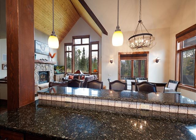 Home Across from Purg - Views, Deck/Fire Pit/Ping Pong/Shuffleboard 8