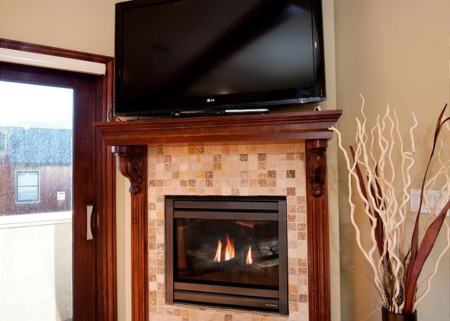 Heart of Downtown Durango - Pet Friendly Condo with Views - AC 6