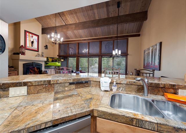 Mountain Condo (#828) at Tamarron - Golf Privileges 9