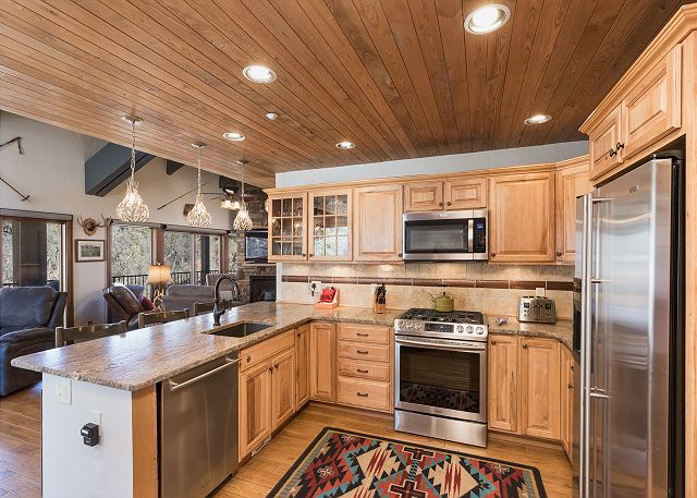 Corner Unit (#590) - Great Views - Golf Privileges - AC 6