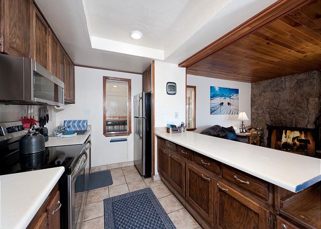 Pet Friendly - Affordable Ski in/Ski Out Condo - New Furniture - Views & Deck 10