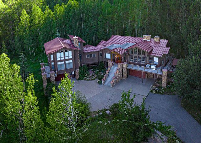 Amazing Luxury Home - Views/Hot Tub/Fire Pit/Ping Pong - 3 Miles to Purg 5
