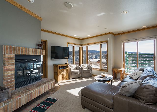 Updated Penthouse Condo at Purgatory Resort - Awesome Slope Views