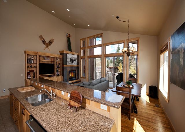 Luxury Ski In/Out townhome on Creek - Views - Private Hot Tub 5