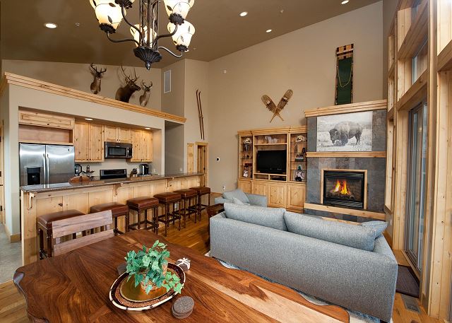 Luxury Ski In/Out townhome on Creek - Views - Private Hot Tub 10