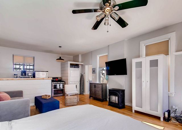 Carriage House Studio- West Highlands - Walk to Restaurants/bars! 3