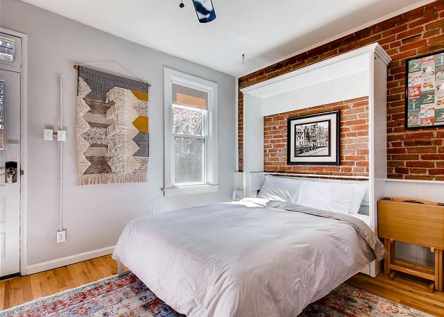 Carriage House Studio- West Highlands - Walk to Restaurants/bars! 6