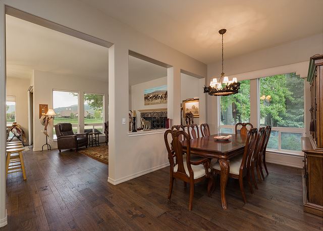 Dalton Ranch Home on the 12th Fairway - Water and Mountain Views 10