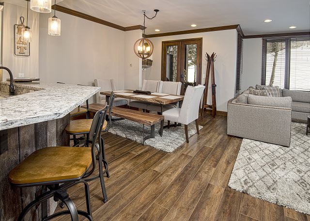 Renovated Ski-in/Ski-Out Condo | Great Location | Hot Tub & Pool 5