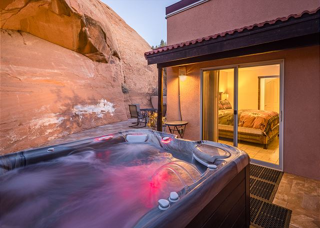 Private Hot Tub | Nestled in Towering Slickrock | Near Ntl Parks