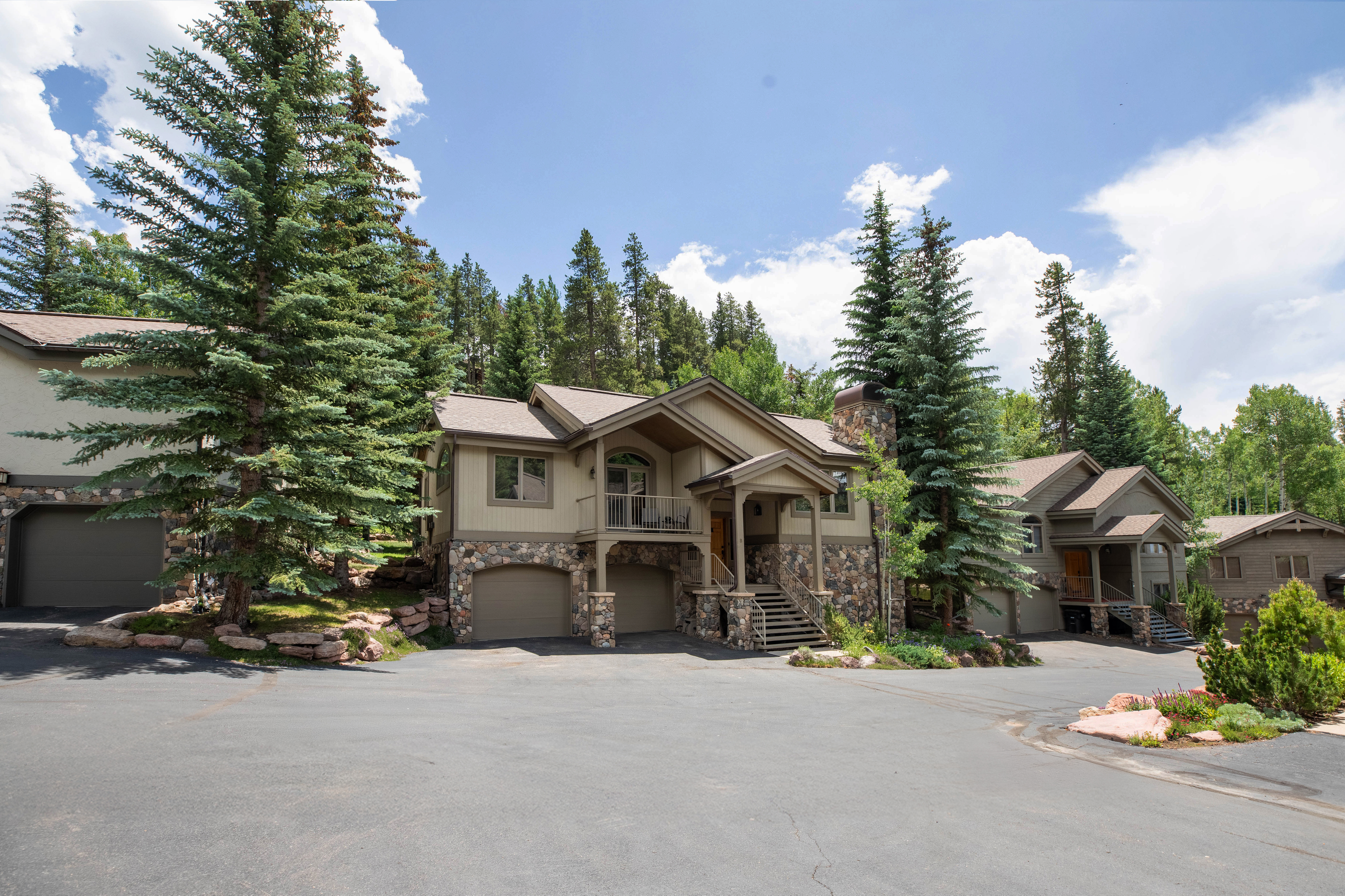 Minutes from Vail Village and Skiing - Quiet Neighborhood - Great Family Home | Photo 27