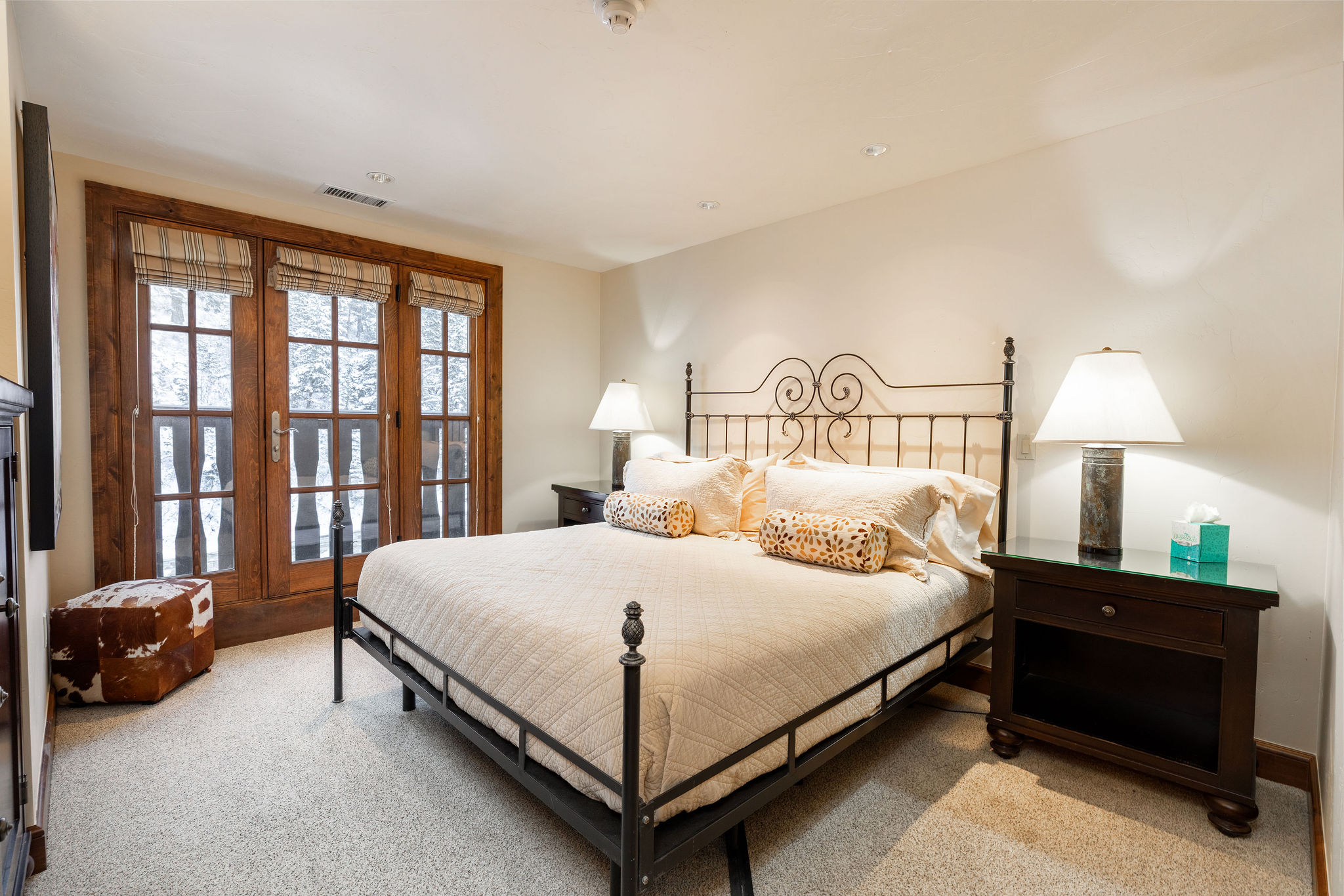 Walk to Avon | Free Shuttle to the Slopes | Heated Pool & Hot Tub | Photo 11