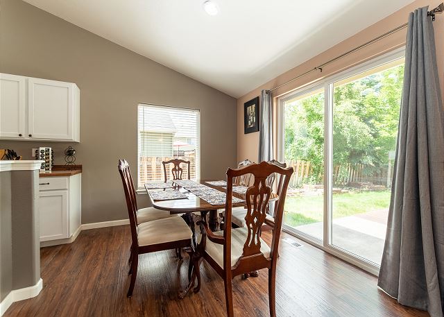 Furnished 30+ day rental close to Old Mill! Dog Friendly! 7