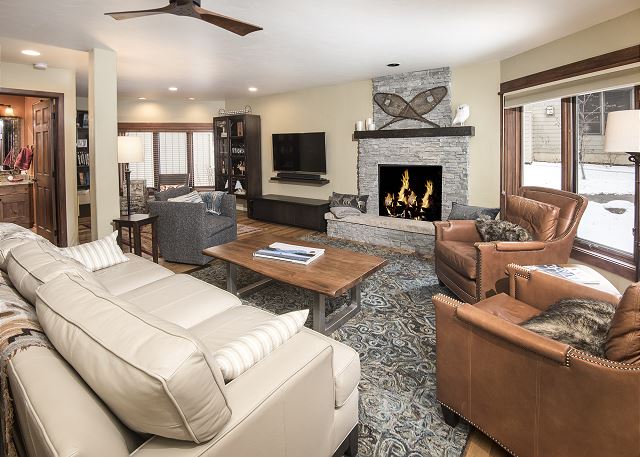 Riverfront Townhome |Private Fly Fishing on Eagle River| Great Ski Access 2