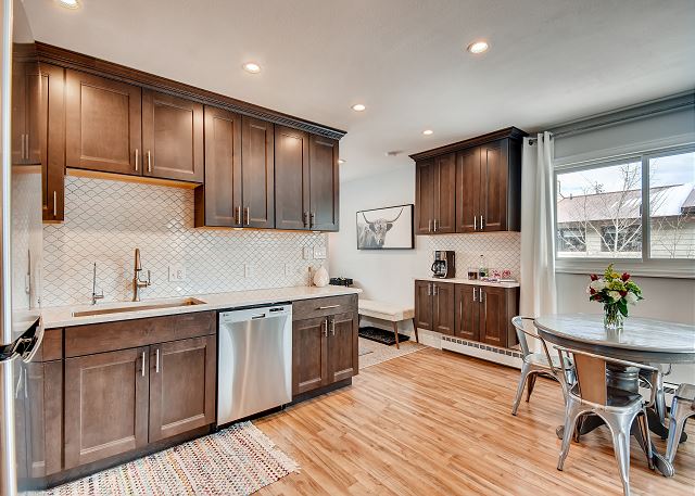 Amazing Modern Mountain Condo - Heart of Frisco 8