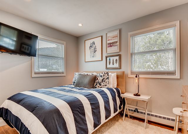 Amazing Modern Mountain Condo - Heart of Frisco 10