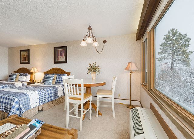 Birdie's Bluff (#102) | Mountain Views - Golf - AC/Pool/Hot Tub 6