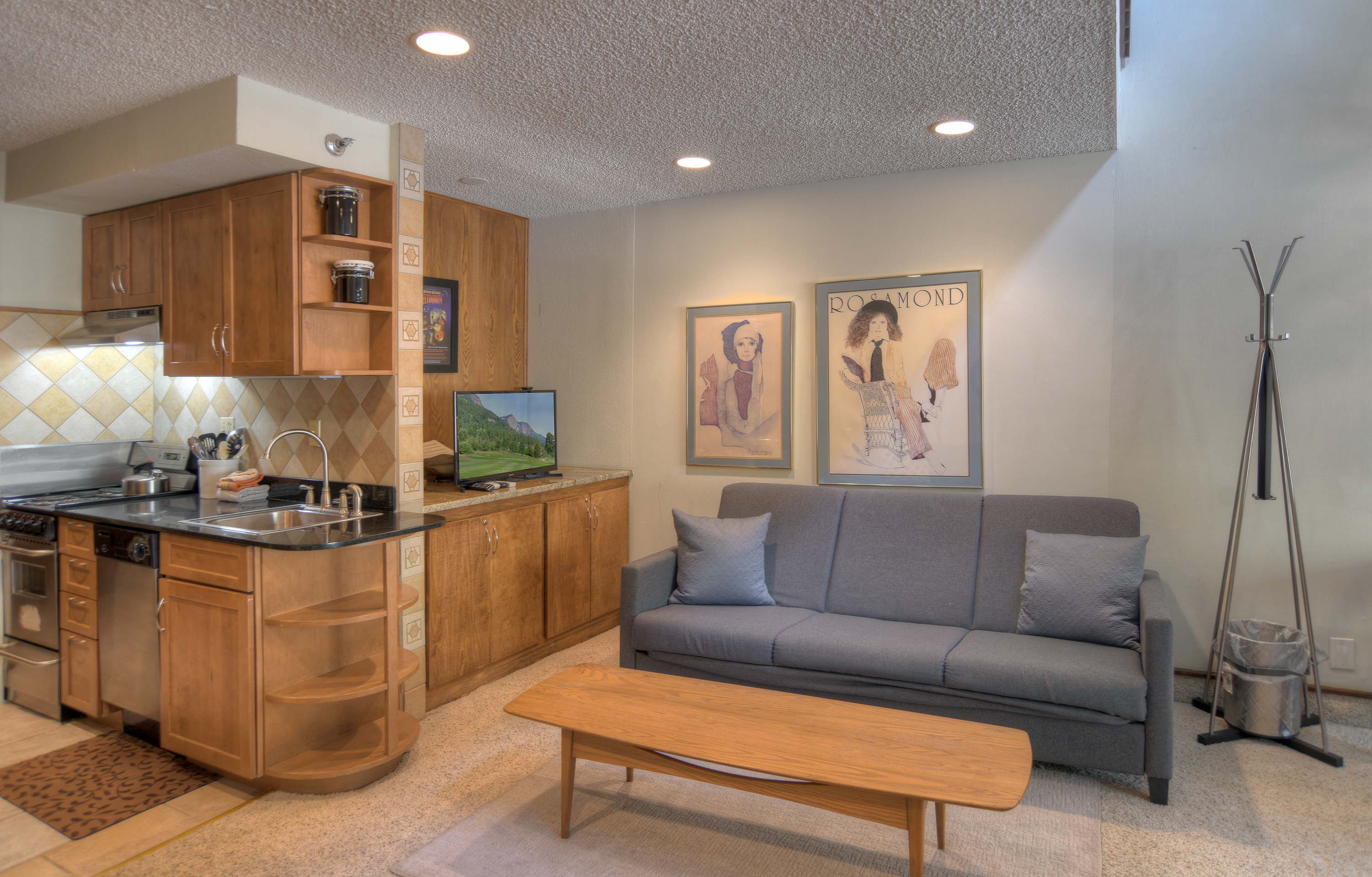 The Mulligan (#210) |10 min to Ski - A/C - Golf - Shared Pool & Hot Tub | Photo 6