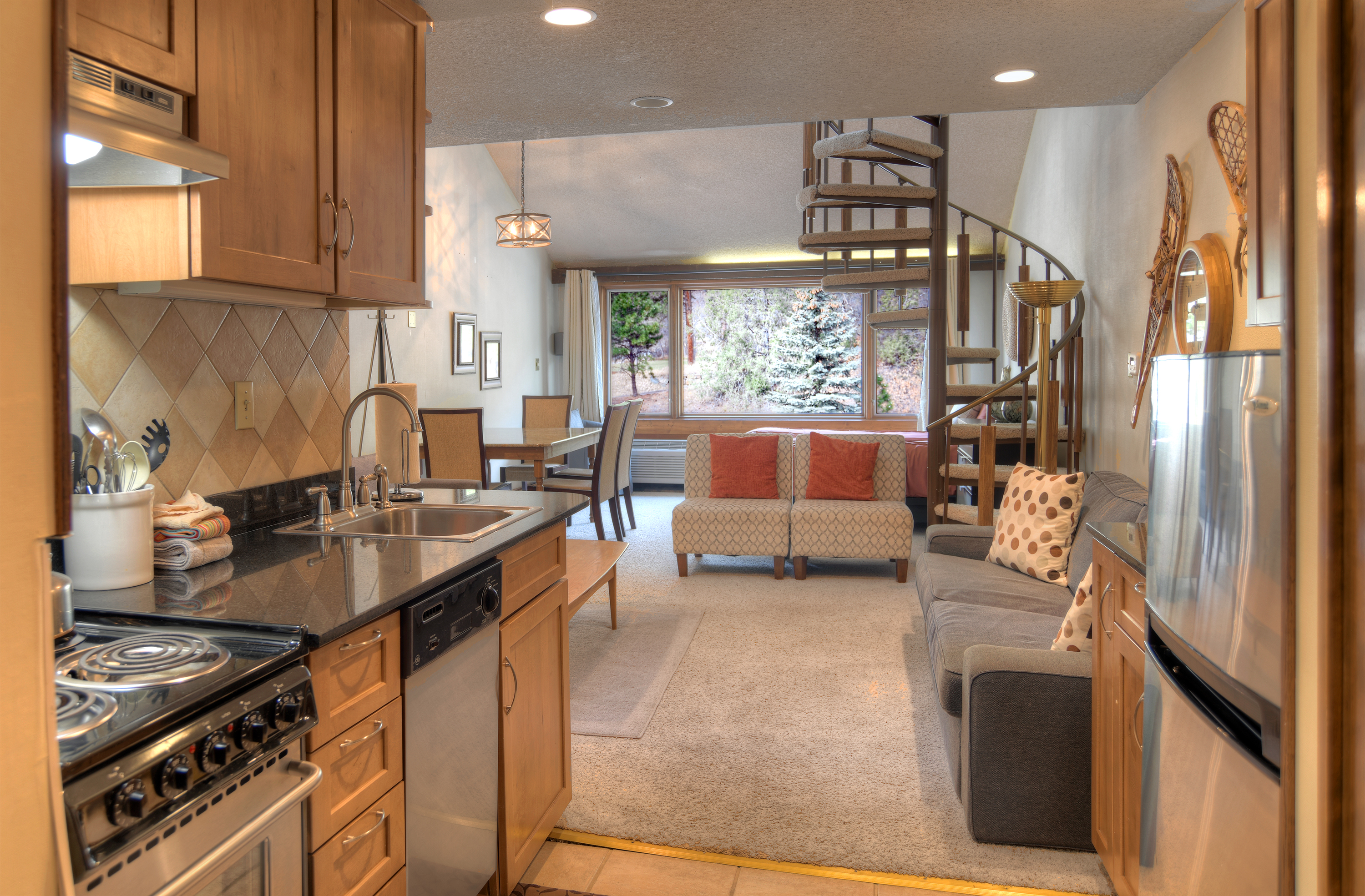 The Mulligan (#210) |10 min to Ski - A/C - Golf - Shared Pool & Hot Tub | Photo 3