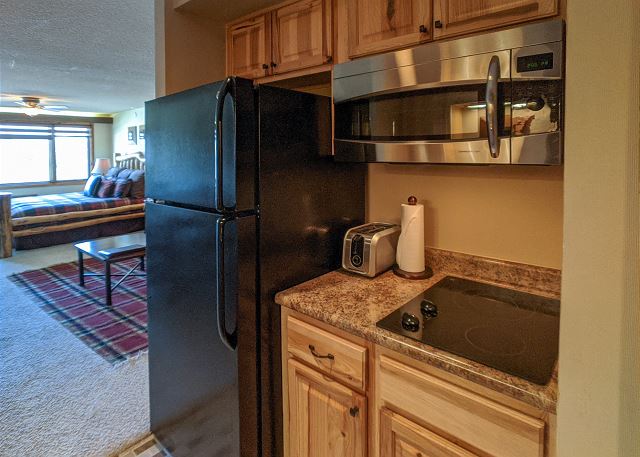 Miner's Rest (#305) | Pool, Near Ski - Golf - AC, Hot Tub, Views 10