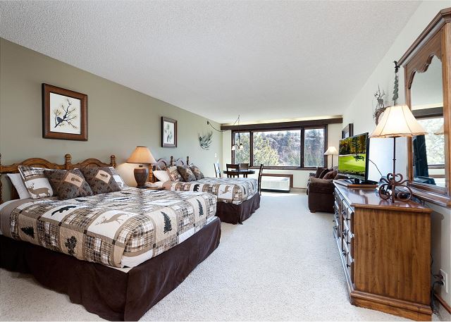 10 min to Ski - Pool/Hot Tub/Fitness - Golf - A/C - Views - Lodge #306