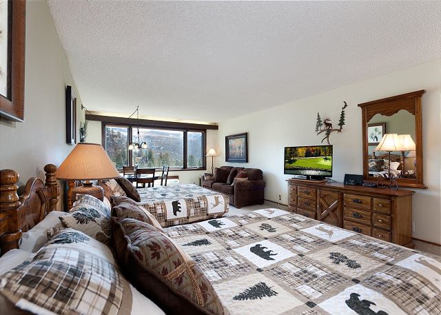 Golden Nugget Nest (#306) | Near Ski - Pool/Hot Tub/Fitness/Golf - A/C 2